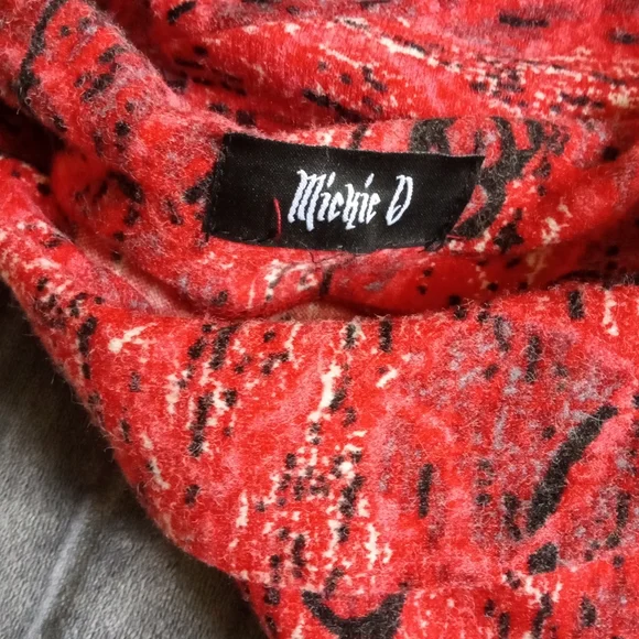 Mickie D Flannel Dress - Picture 11 of 14